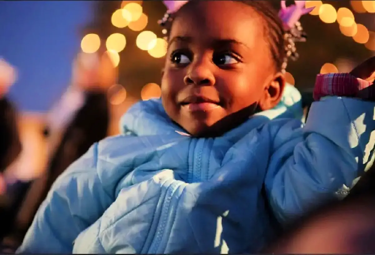 kid-enjoying-shreveport-christmas-celebration