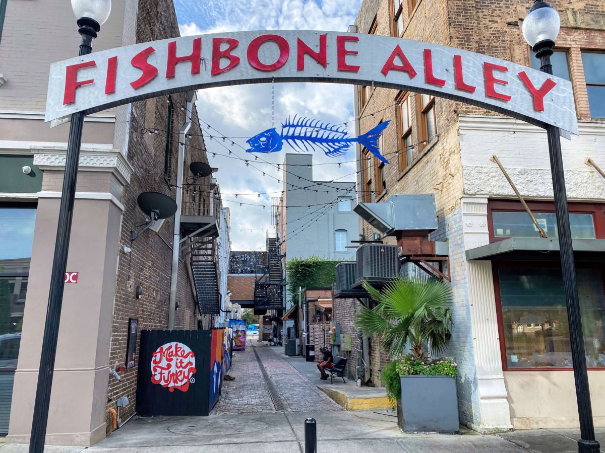 fishbone-alley-gulfport