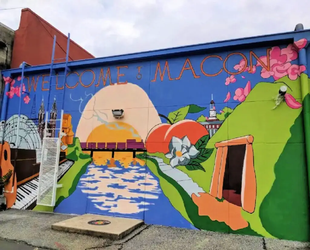 welcome-to-weekend-in-macon-georgia-mural