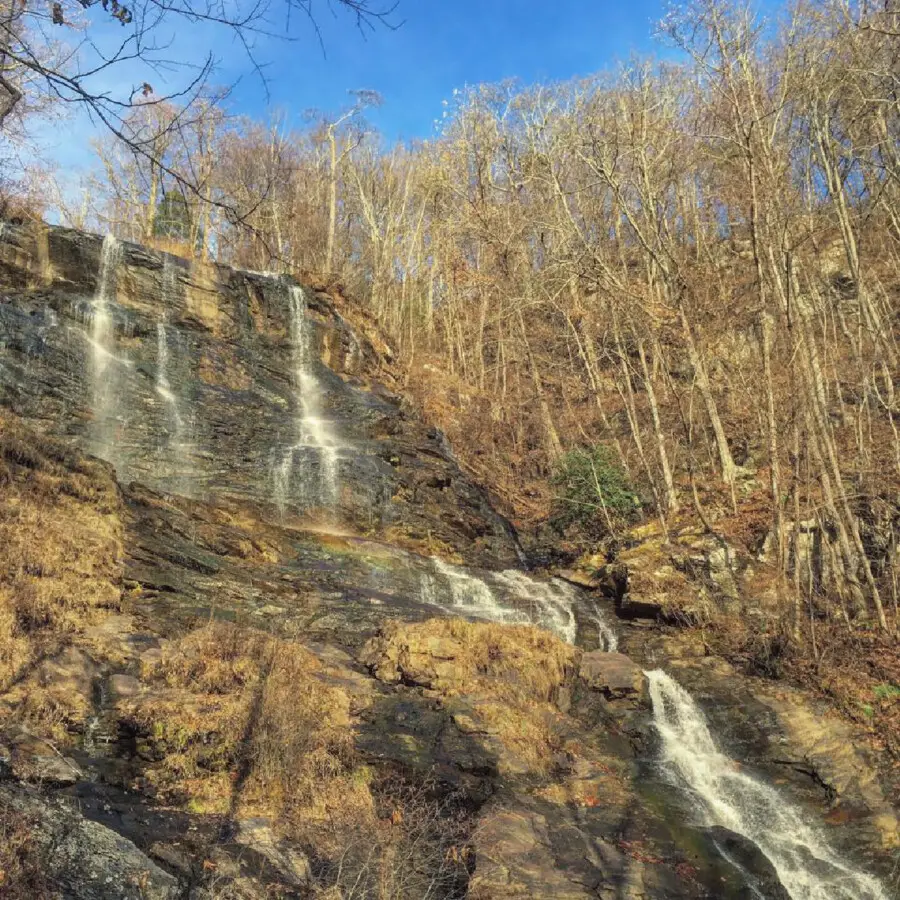 amicalola-falls-state-park-waterfall