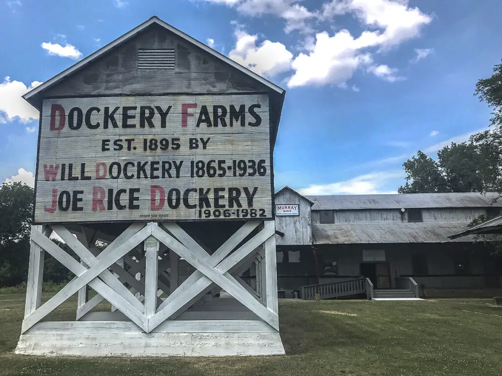 dockery-farms-great-river-road-ms