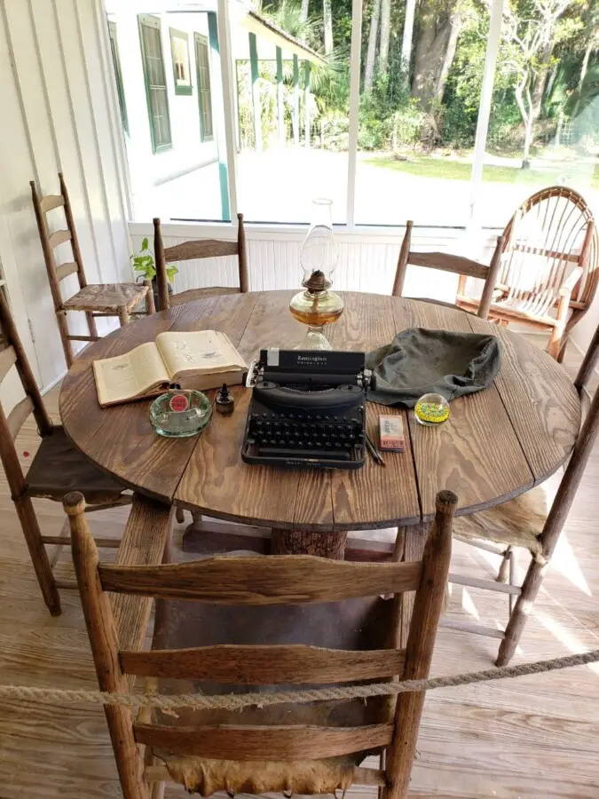 historic-state-park-kitchen-table