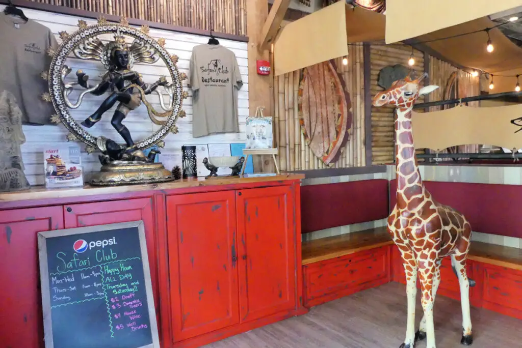 safari-club-restaurant-gulf-shores