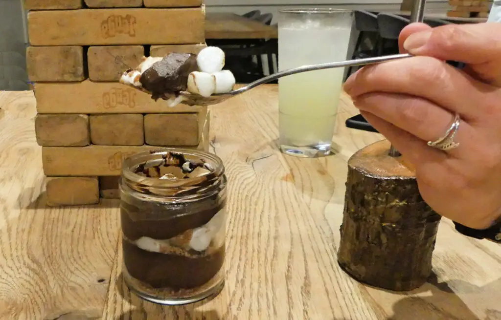 woodside-chocolate-smores-in-jar
