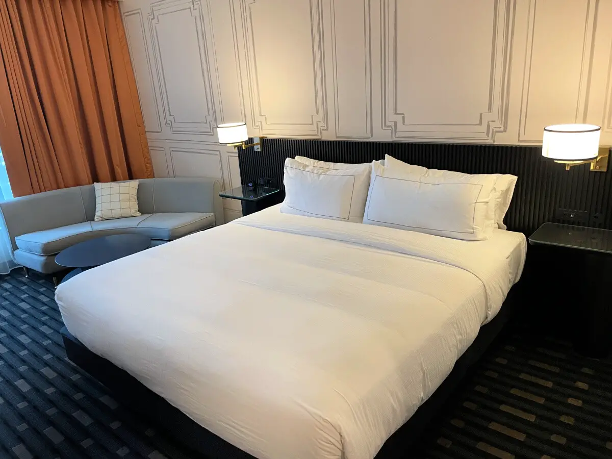hotel-room-bed